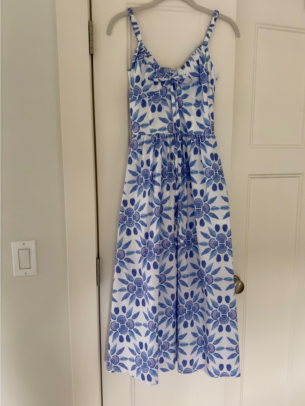 Hill House Home Juliana Blue and White Floral Midi Dress New - Picture 2 of 4